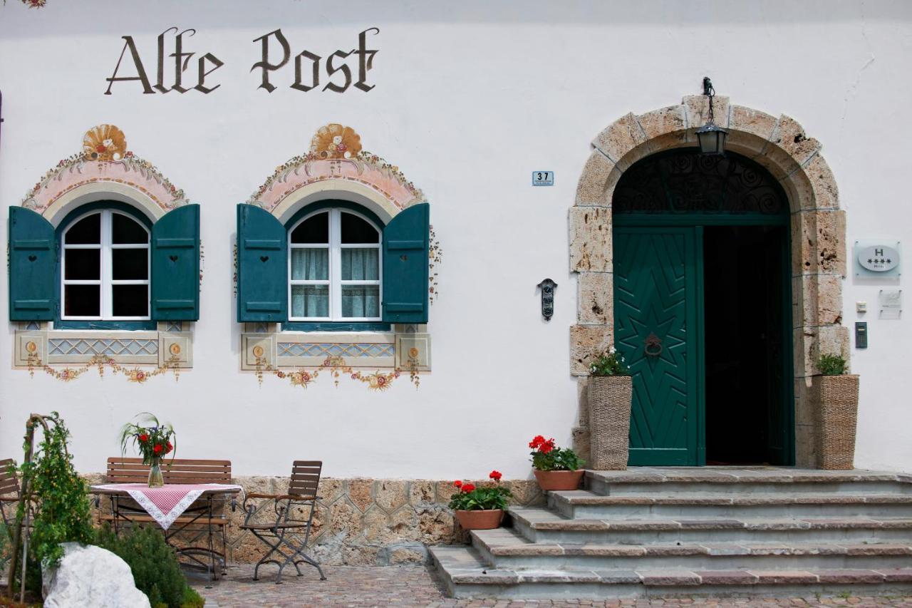 Hotel Dolomitenhof & Chalet Alte Post Sexten Esterno foto