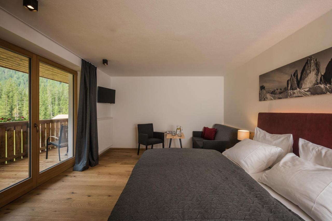 Hotel Dolomitenhof & Chalet Alte Post Sexten Esterno foto