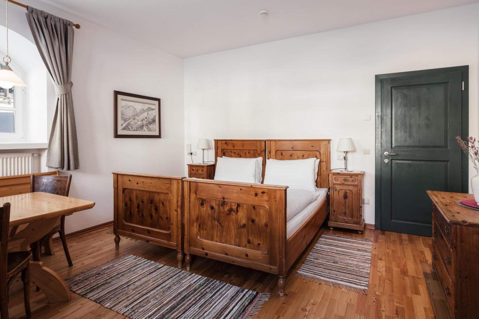 Hotel Dolomitenhof & Chalet Alte Post Sexten Esterno foto