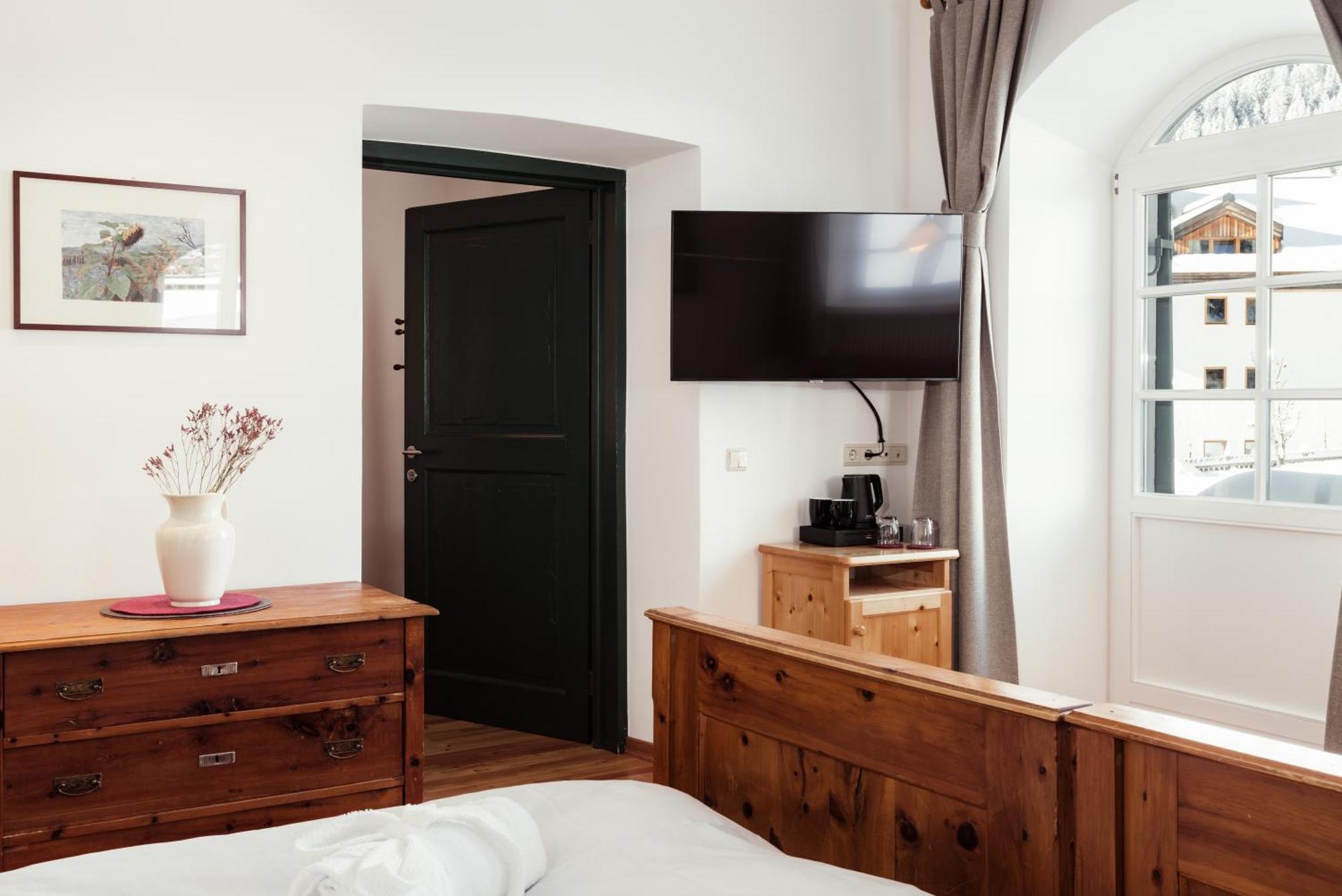 Hotel Dolomitenhof & Chalet Alte Post Sexten Esterno foto