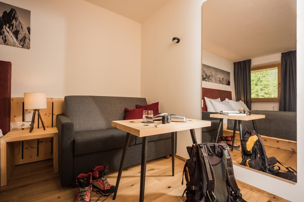 Hotel Dolomitenhof & Chalet Alte Post Sexten Esterno foto
