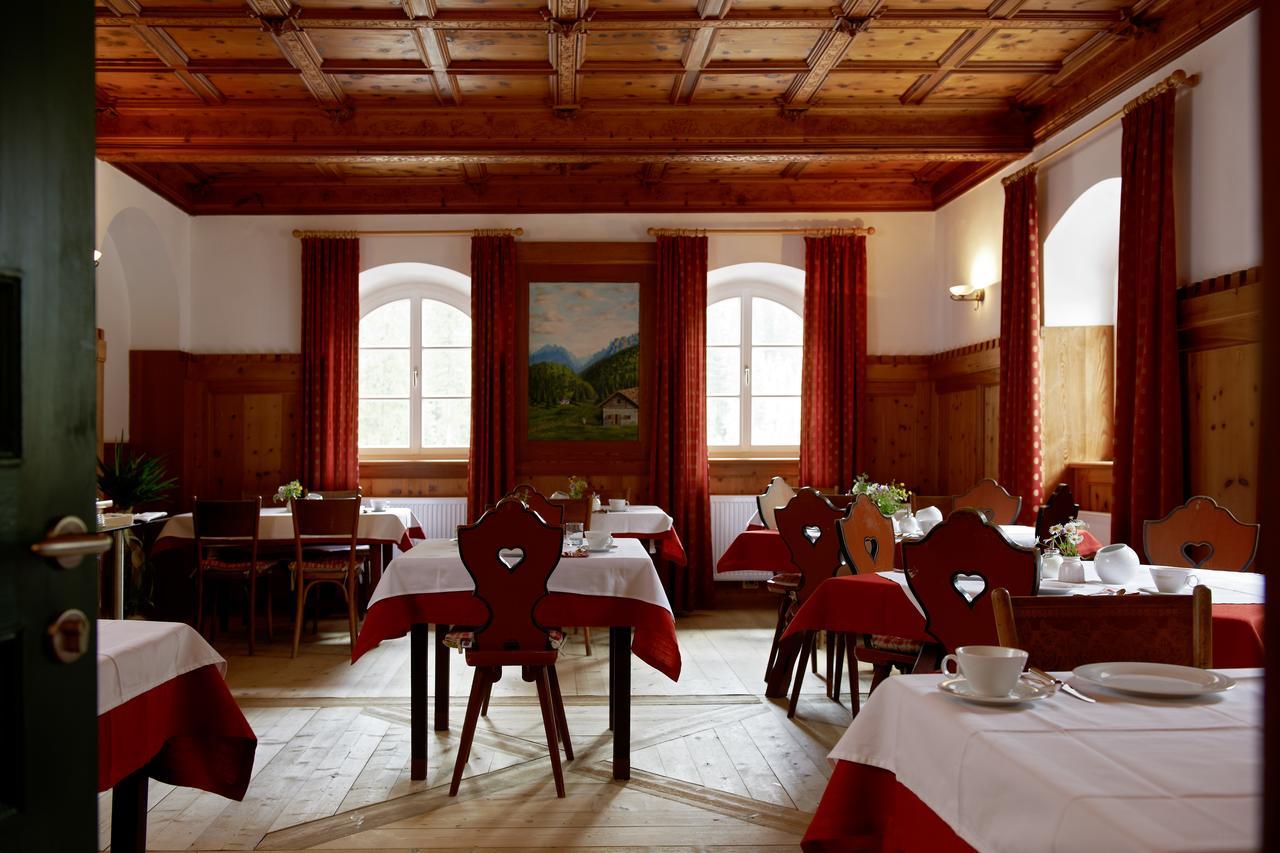 Hotel Dolomitenhof & Chalet Alte Post Sexten Esterno foto