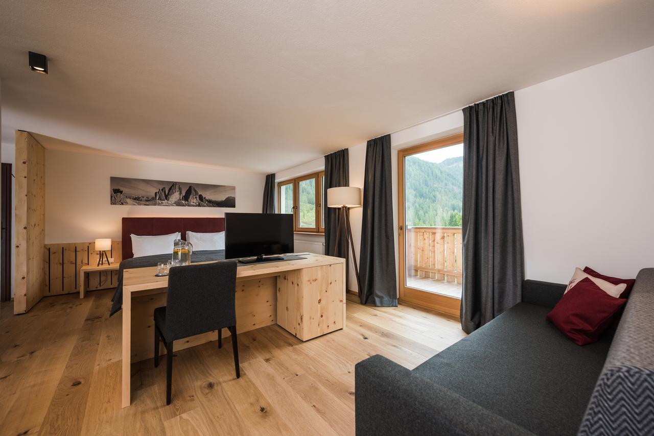 Hotel Dolomitenhof & Chalet Alte Post Sexten Esterno foto